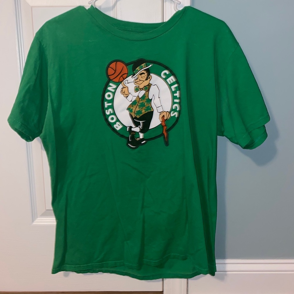 Boston Celtics Kyrie Irving T-shirt